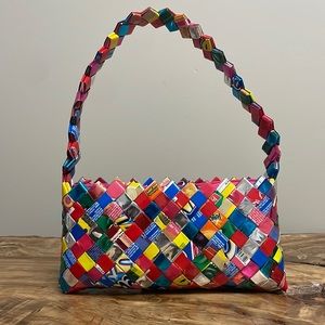 Candy wrapper purse - so cool!